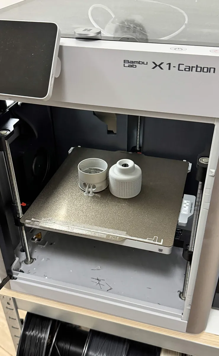 mur mur, behind the scenes